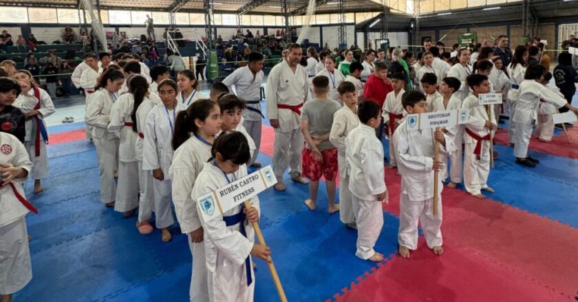 Regional de Karate en el Polideportivo