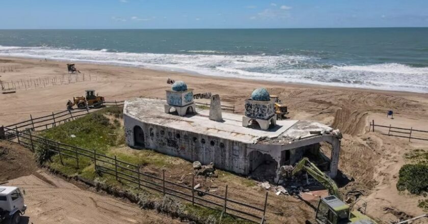 PLAN DE RECONVERSIÓN DEL MUNICIPIO DE PINAMAR: CABO BLANCO: DE SÍMBOLO DEL LUJO EN LOS 90 A PLAYA PÚBLICA EN PINAMAR