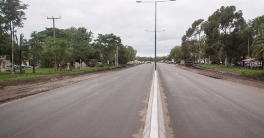 General Alvarado: circulaba por la Ruta 88, una piedra le golpeó el parabrisas y falleció su mujer