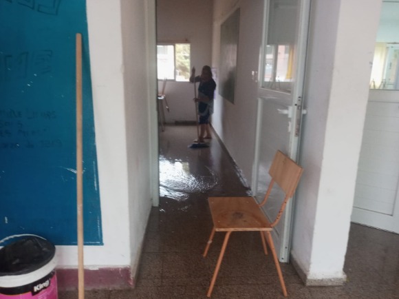 Pinamar: Escuela Secundaria pide ayuda urgente para seguir enseñando