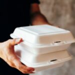 Dolores: Una pareja de jubilados reciben pedidos de comida que no realizaron y llevan dos semanas