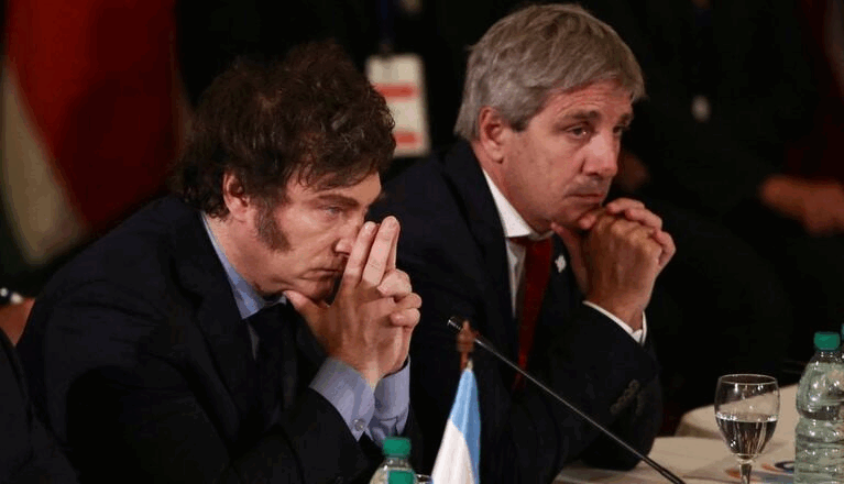 El fallo que sacude a Javier Milei: Un juez de Dolores ordena abrir el expediente del FMI