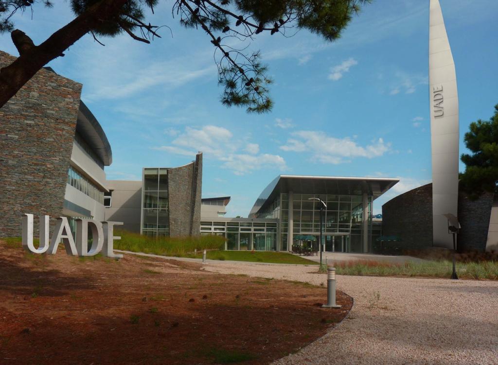 Inscripción Becas UADE 2027