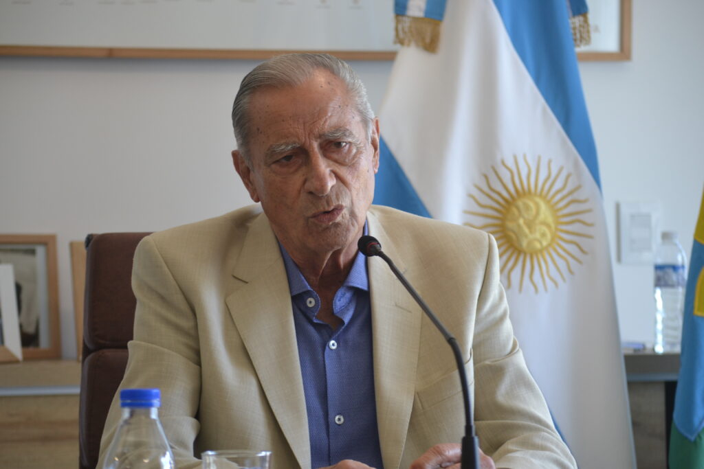 Juan de Jesús reclamó proteger las tierras y los recursos estratégicos del país