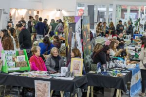 Se realizó la primera Feria del Libro de SADE La Costa con gran convocatoria