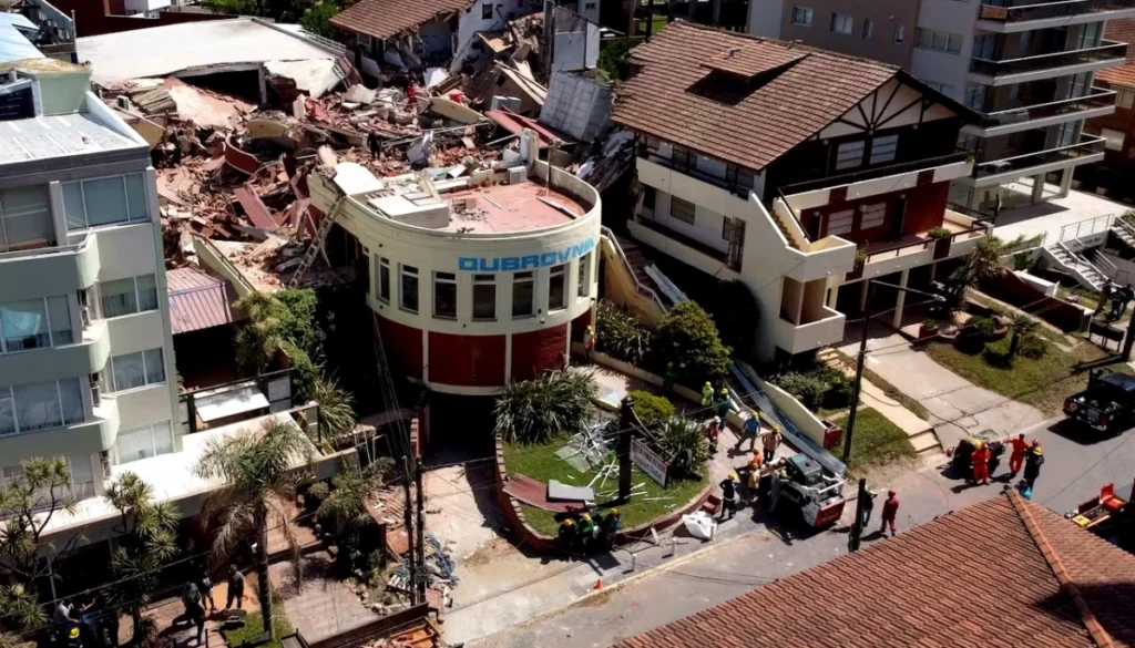 A dos años del derrumbe del Hotel Dubrovnik, familias homenajean a las nueve víctimas